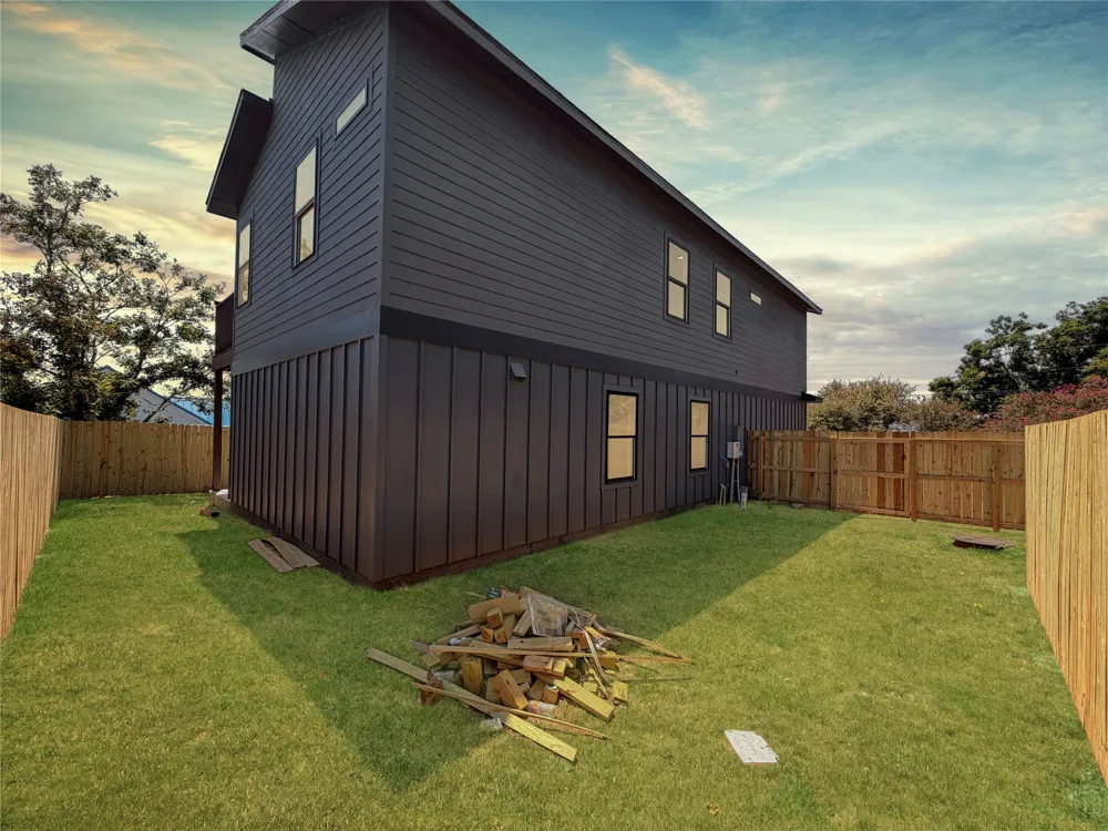 4103 Mountain View Drive Kingsland, TX 78639
