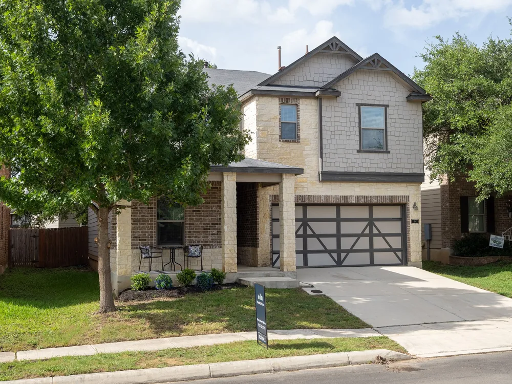 104 Rolling Creek Boerne, TX 78006