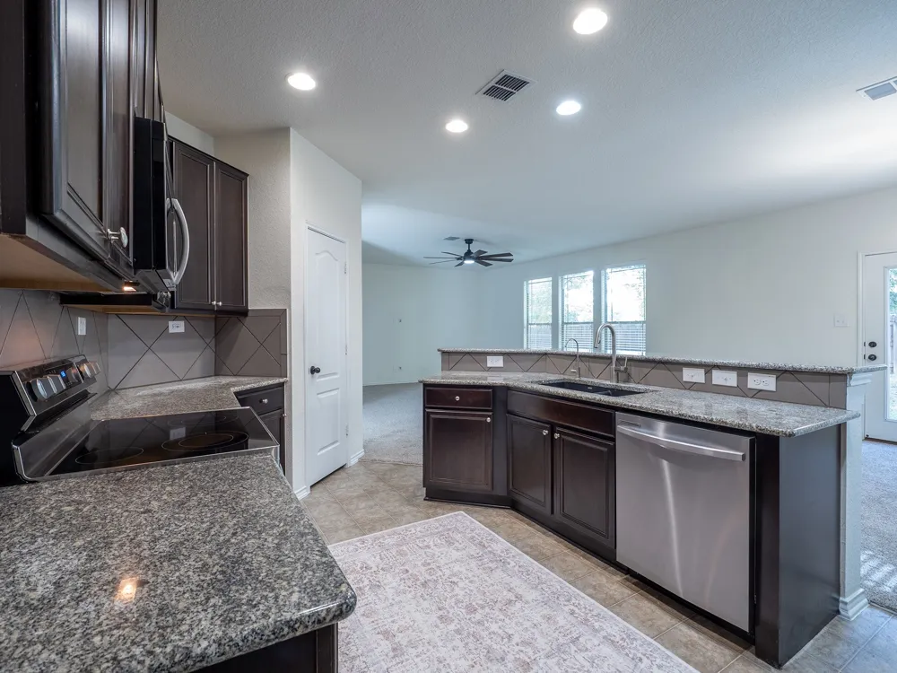 104 Rolling Creek Boerne, TX 78006