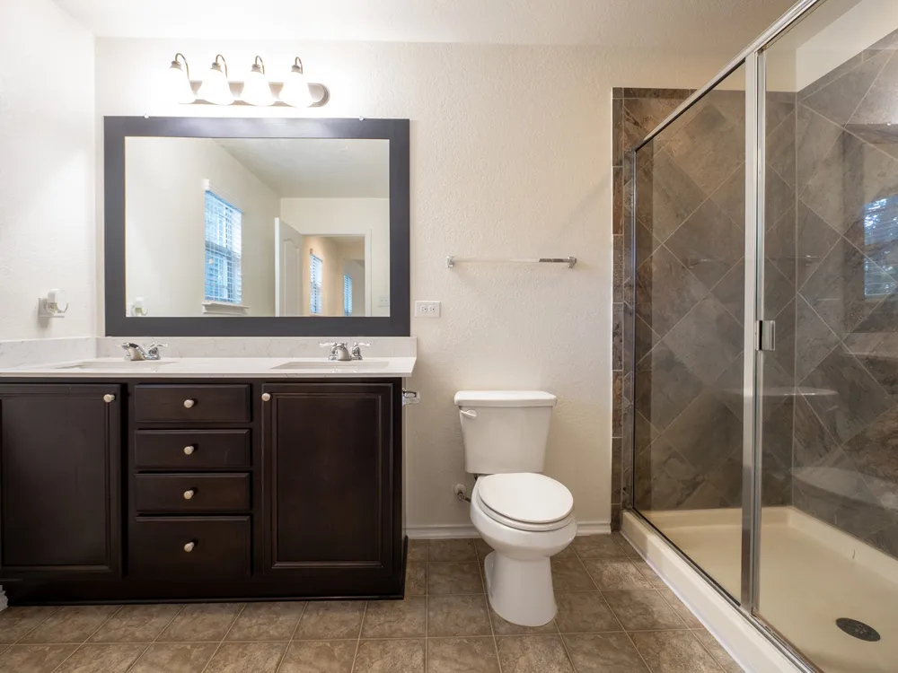 104 Rolling Creek Boerne, TX 78006