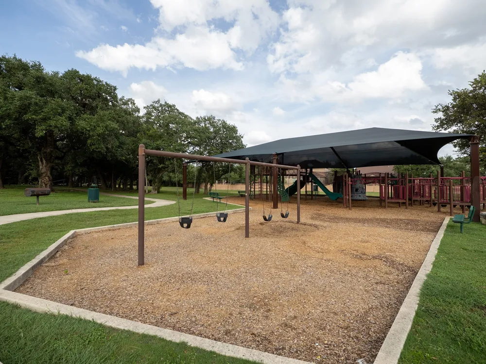 104 Rolling Creek Boerne, TX 78006