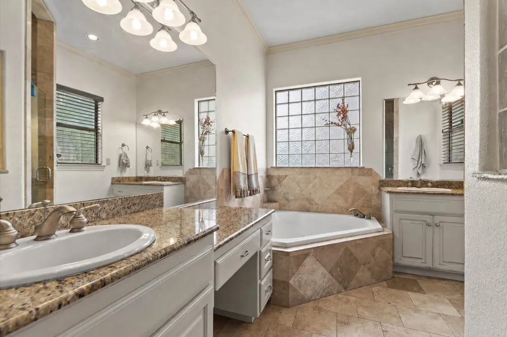 5138 Mansfield View Court Austin, TX 78732