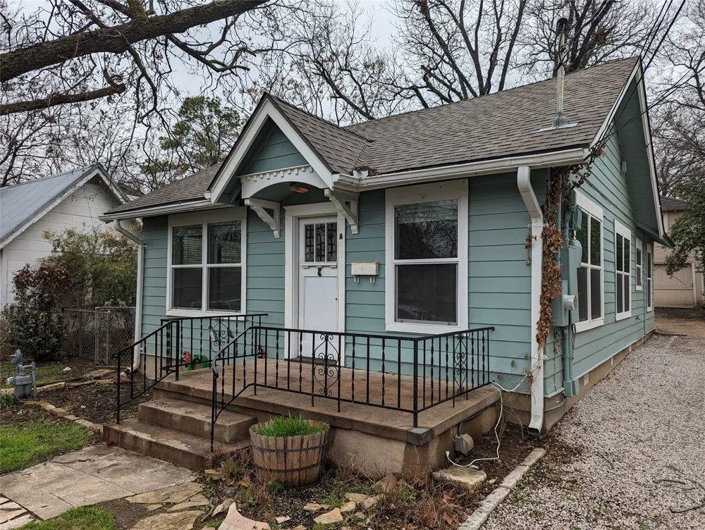 4526 Avenue H Avenue Austin, TX 78751