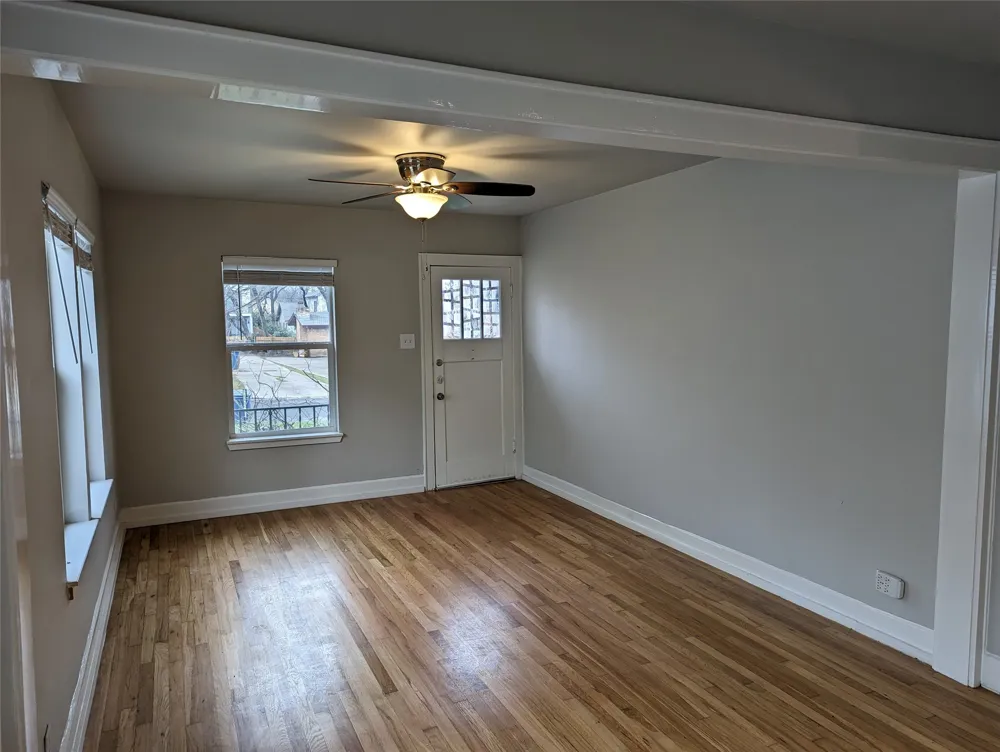 4526 Avenue H Avenue Austin, TX 78751