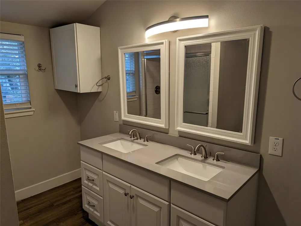 4526 Avenue H Avenue Austin, TX 78751