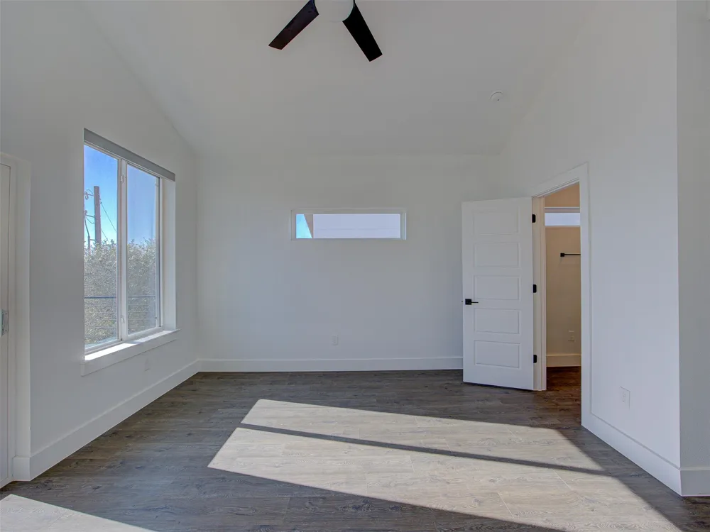 20507 Bonanza Street #B Lago Vista, TX 78645