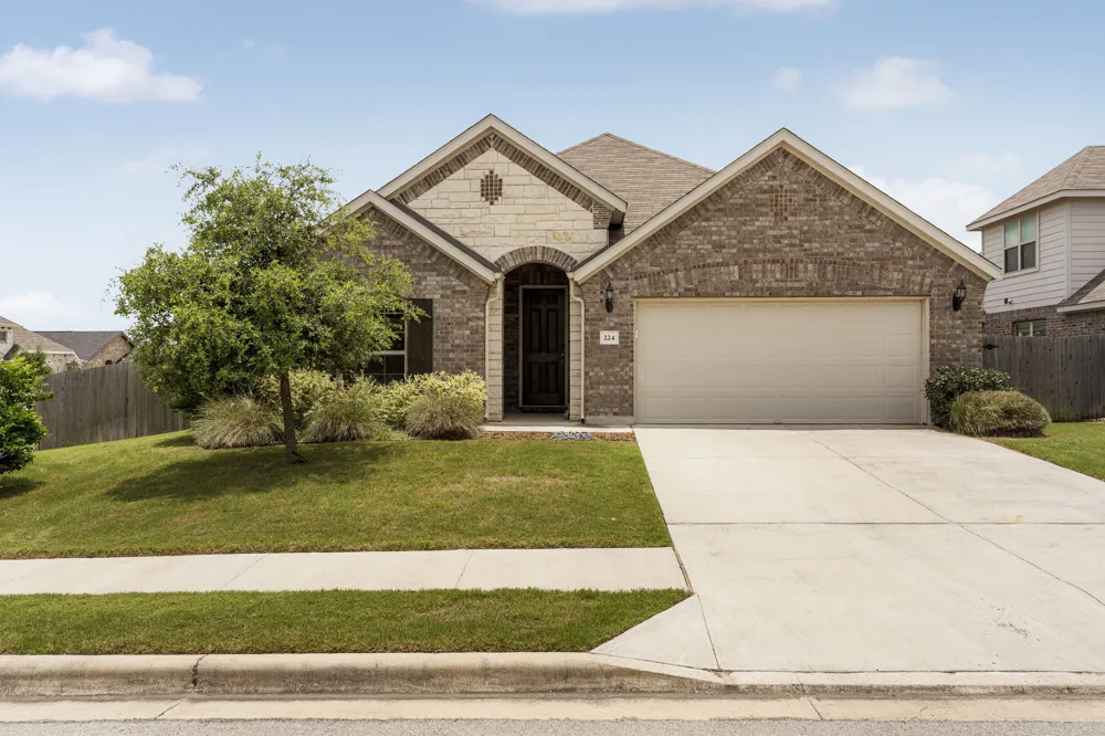 224 Gamble Drive Buda, TX 78610