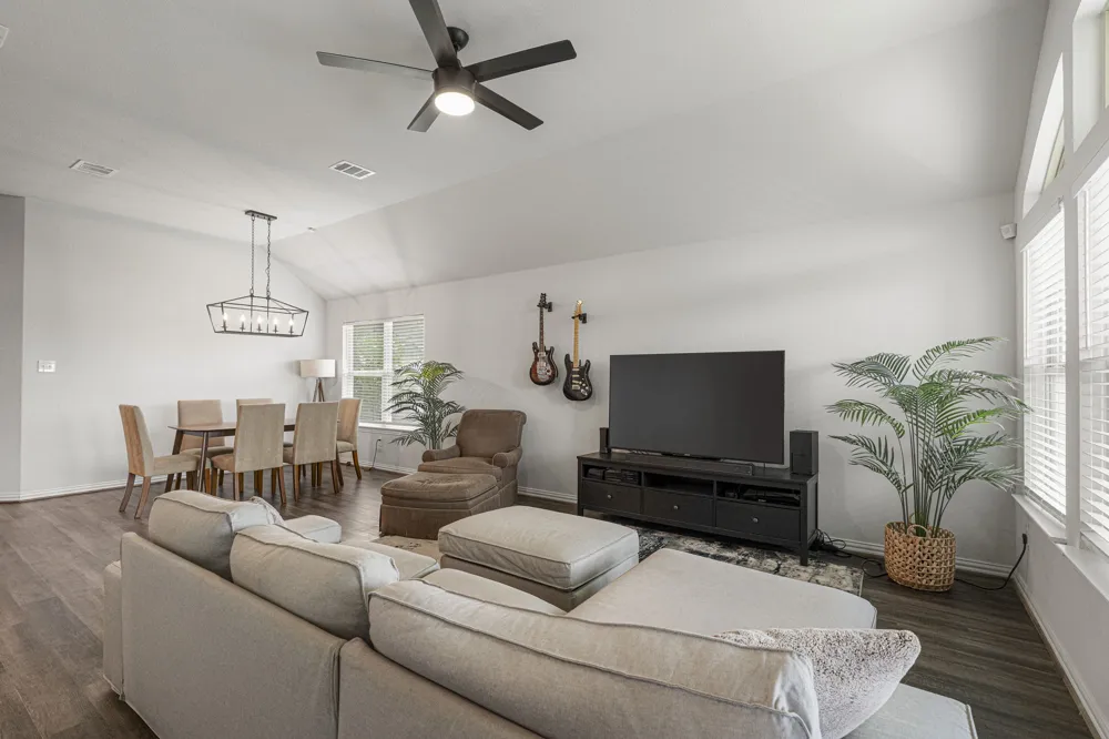 224 Gamble Drive Buda, TX 78610