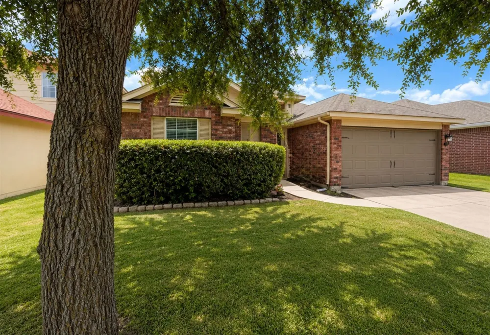 105 Quartz Drive Jarrell, TX 76537