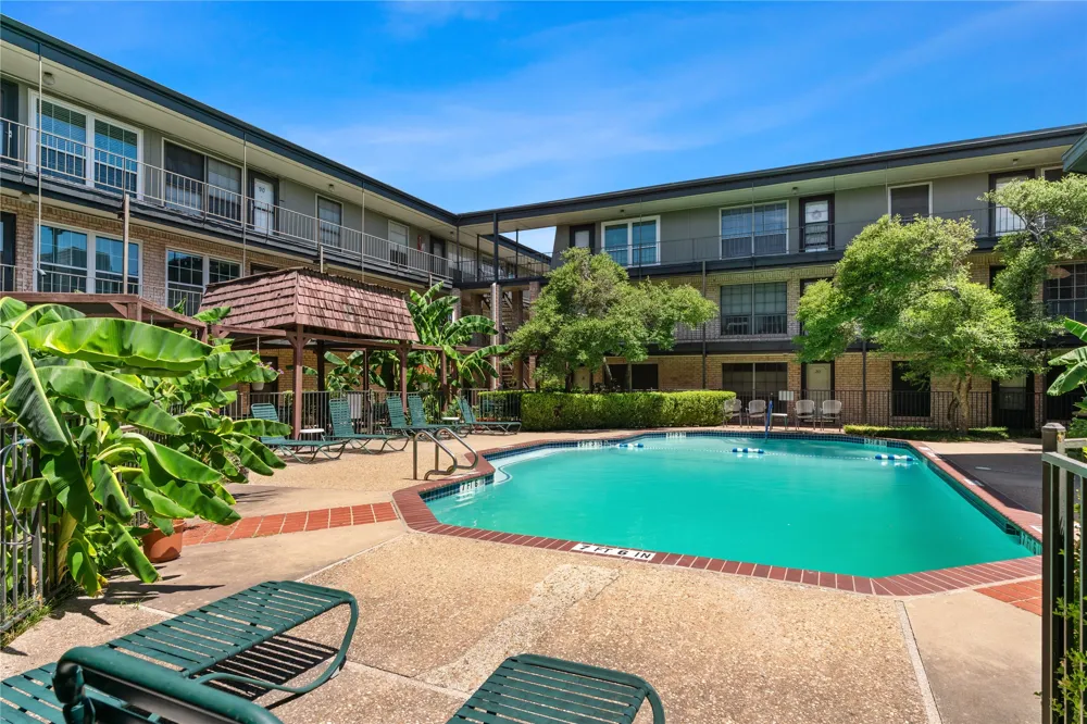 2425 Ashdale Drive #92 Austin, TX 78757