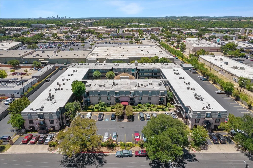 2425 Ashdale Drive #92 Austin, TX 78757