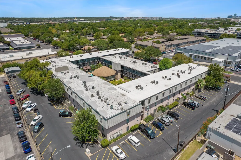 2425 Ashdale Drive #92 Austin, TX 78757