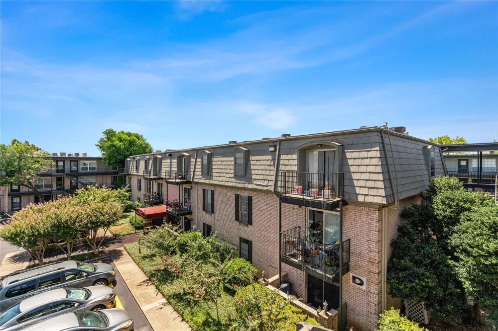2425 Ashdale Drive #92 Austin, TX 78757