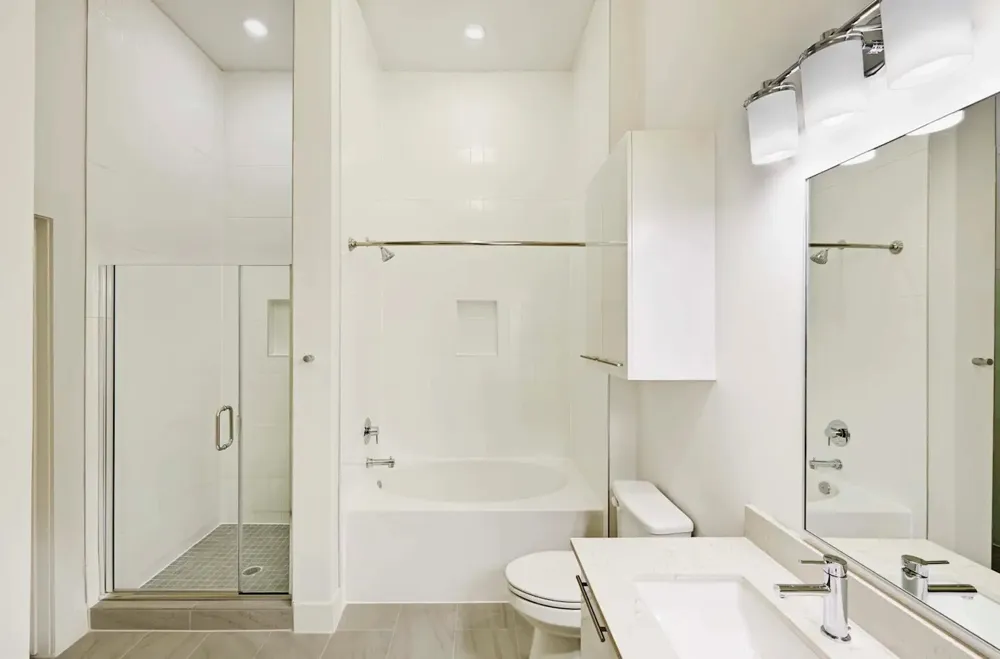 2727 Travis Street #832 Houston, TX 77006