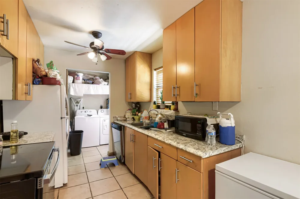 5401 County Road 200 Liberty Hill, TX 78642