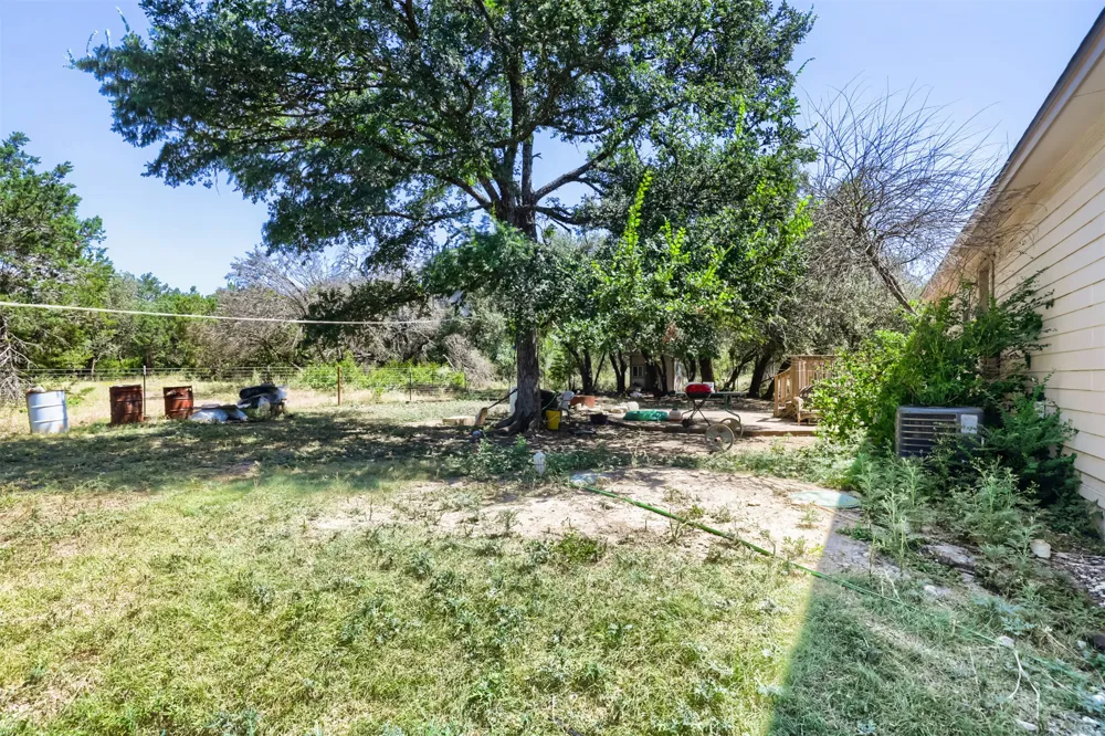 5401 County Road 200 Liberty Hill, TX 78642