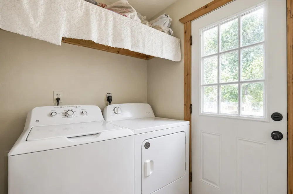 5401 County Road 200 Liberty Hill, TX 78642