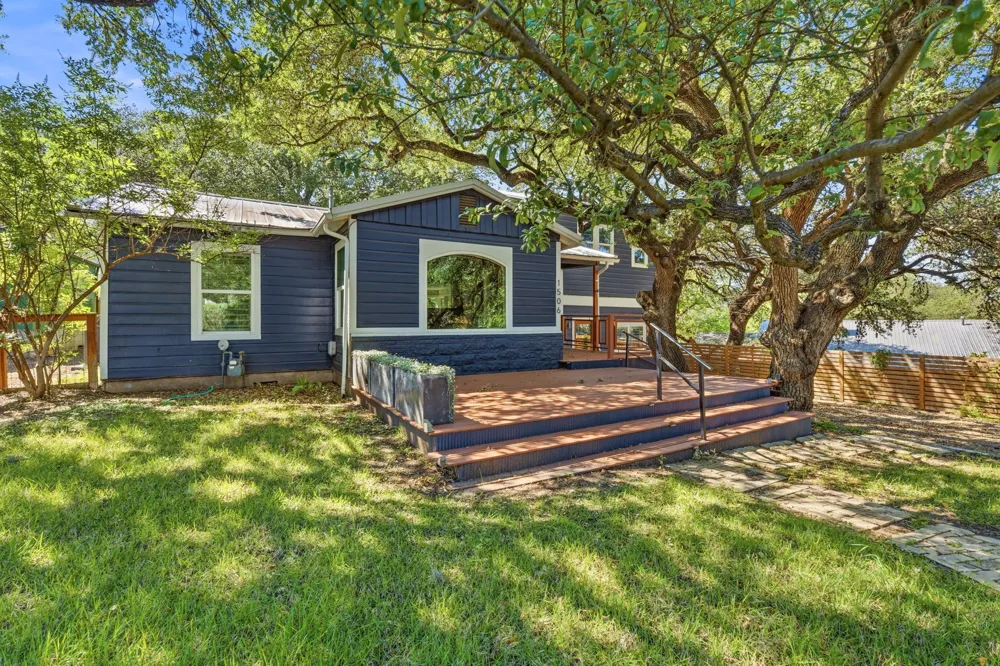 1506 Chelsea Lane Austin, TX 78704