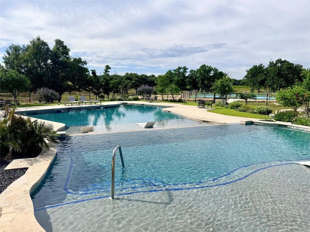 485 Inspiration Loop Fredericksburg, TX 78624
