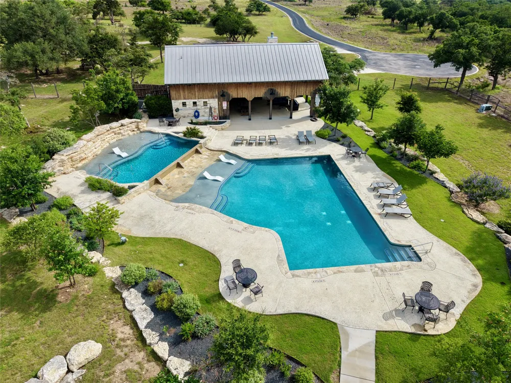 485 Inspiration Loop Fredericksburg, TX 78624