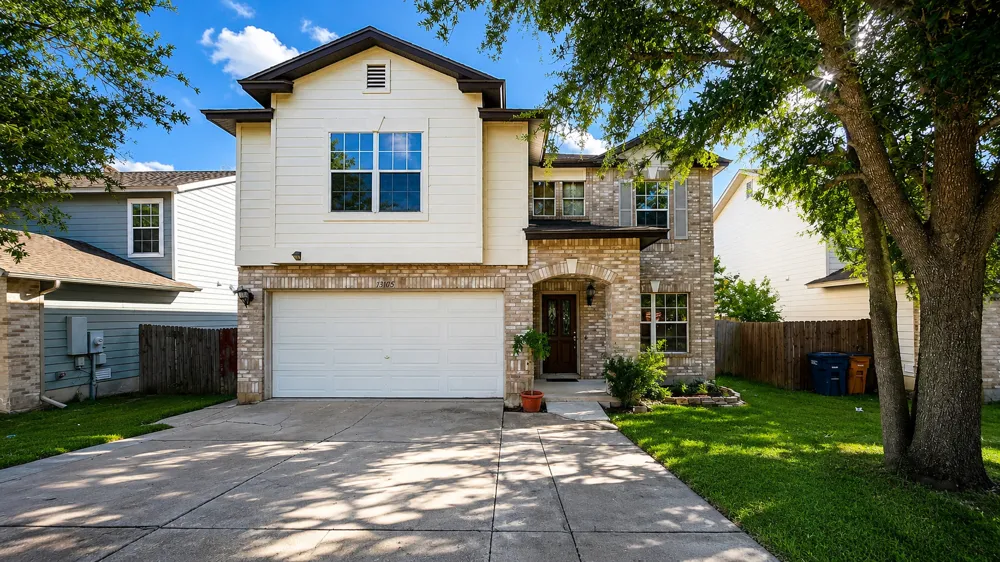 13105 Lofton Cliff Drive Del Valle, TX 78617