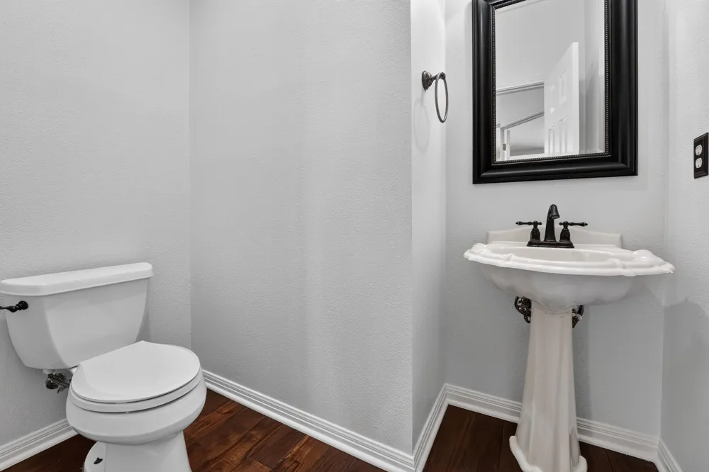 5528 VAN WINKLE LANE Austin, TX 78739