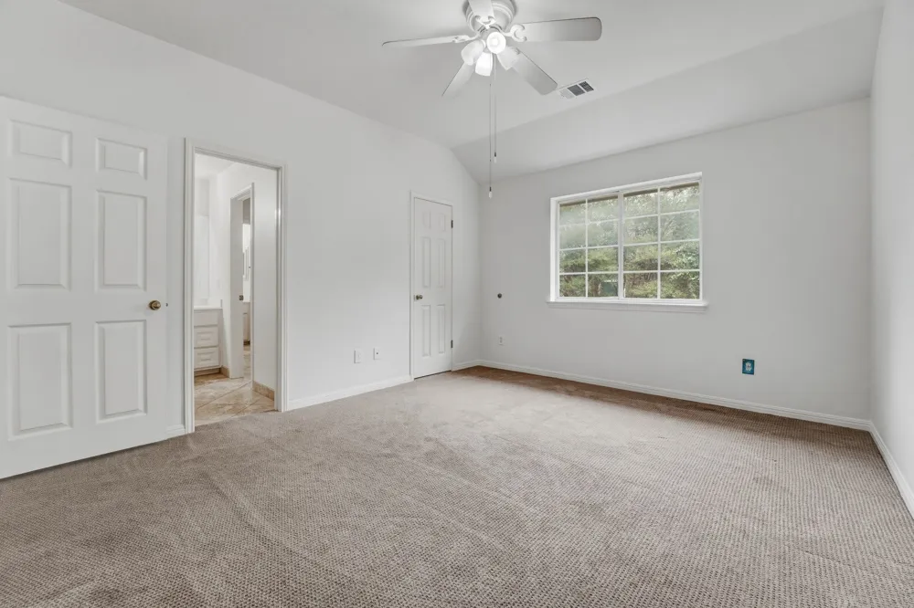 5528 VAN WINKLE LANE Austin, TX 78739