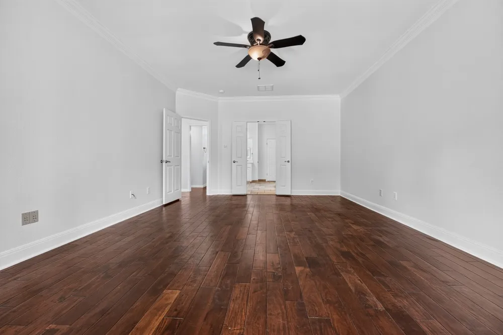 5528 VAN WINKLE LANE Austin, TX 78739