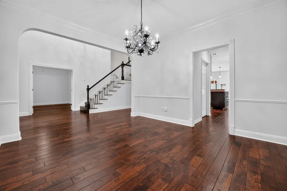 5528 VAN WINKLE LANE Austin, TX 78739
