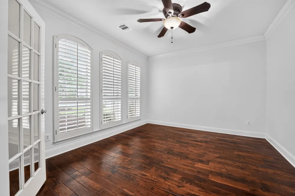 5528 VAN WINKLE LANE Austin, TX 78739