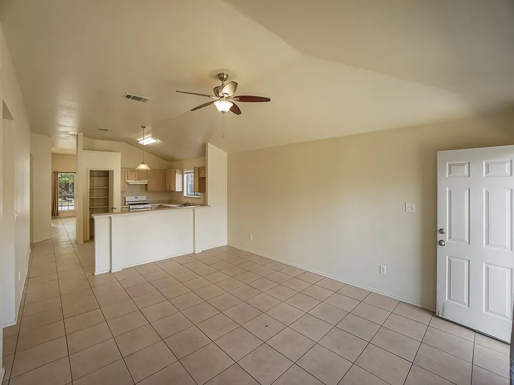 121 Shenandoah Trail Elgin, TX 78621