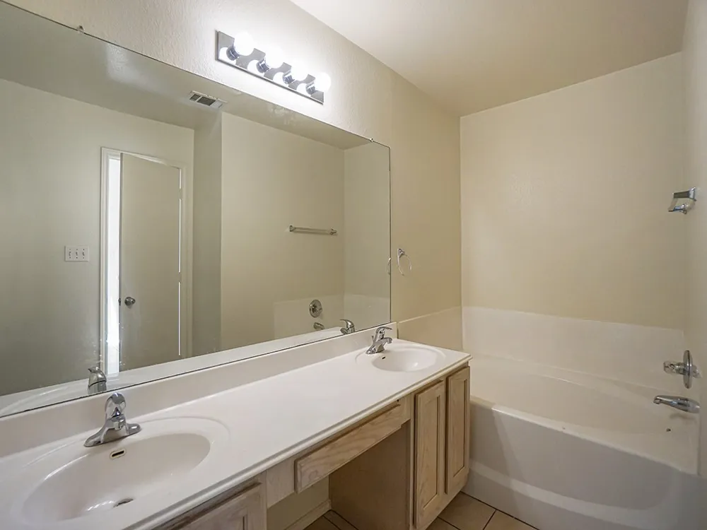 121 Shenandoah Trail Elgin, TX 78621