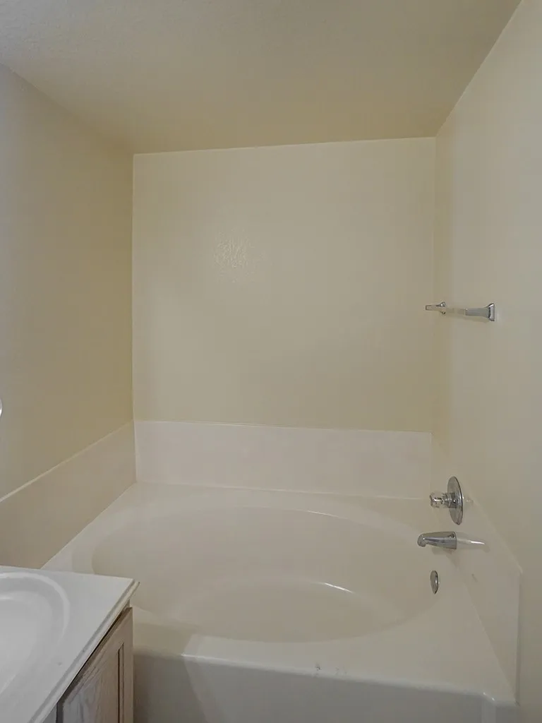 121 Shenandoah Trail Elgin, TX 78621