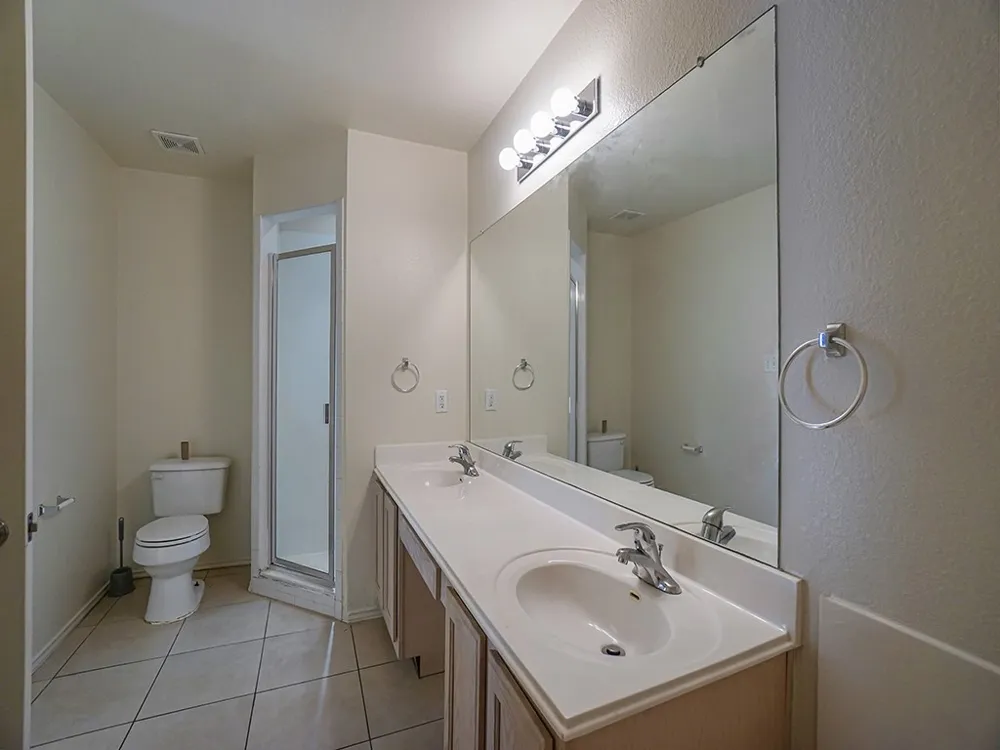 121 Shenandoah Trail Elgin, TX 78621