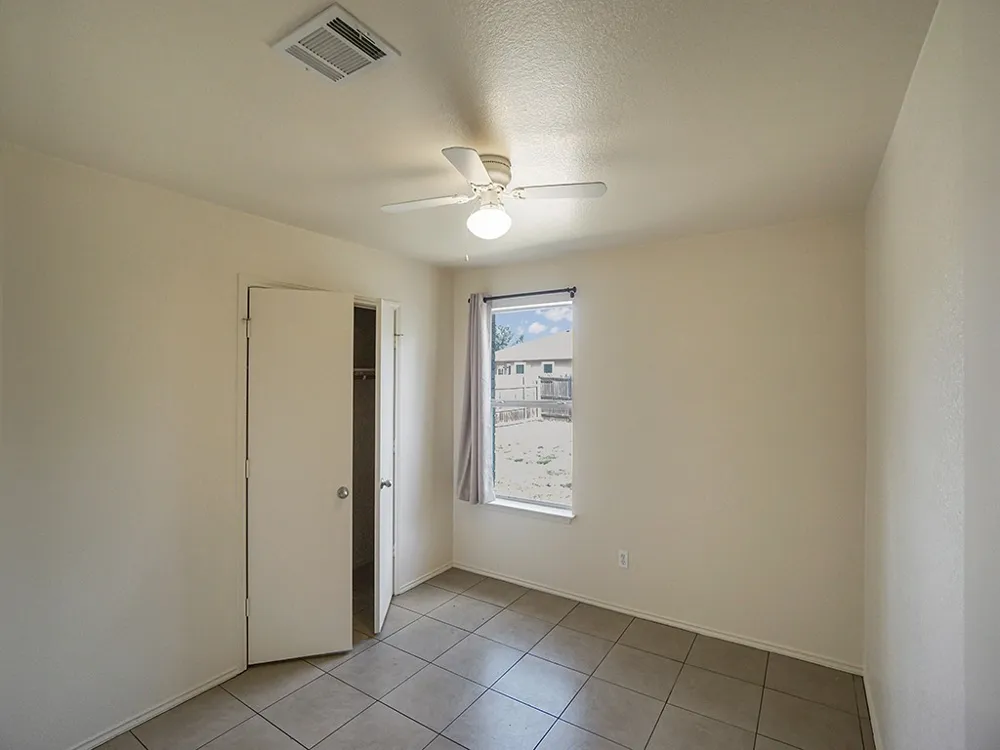 121 Shenandoah Trail Elgin, TX 78621