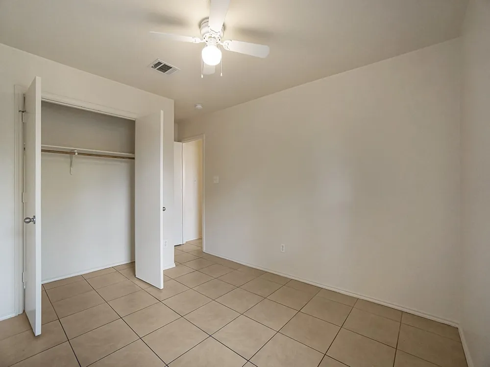 121 Shenandoah Trail Elgin, TX 78621