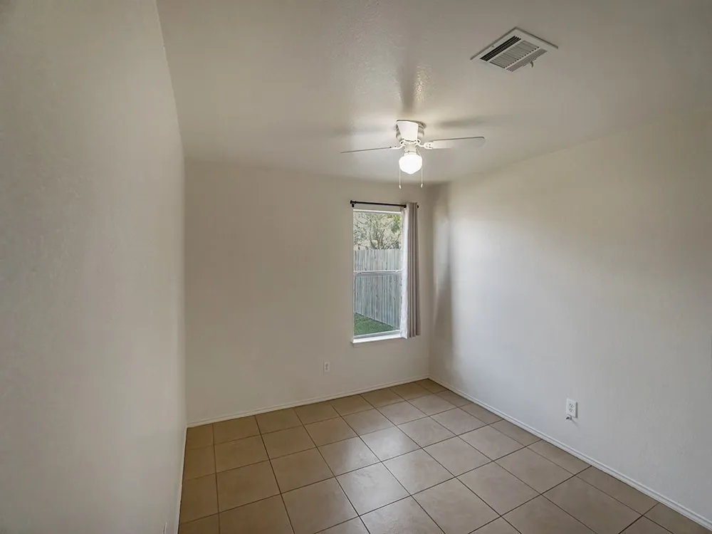 121 Shenandoah Trail Elgin, TX 78621