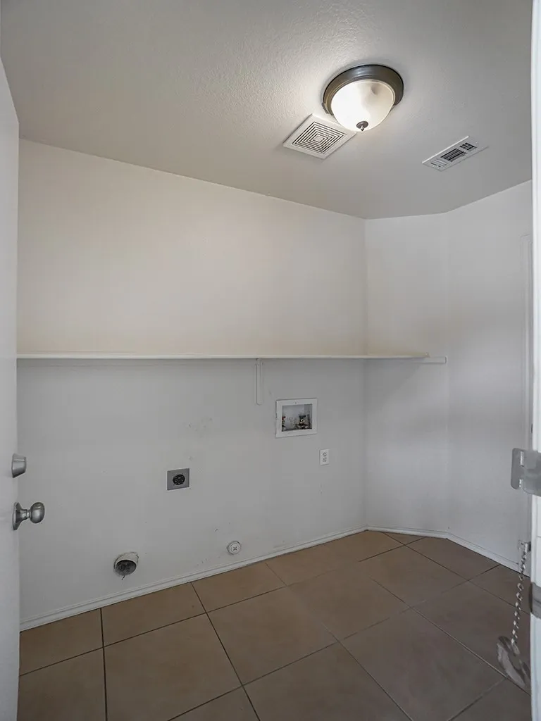 121 Shenandoah Trail Elgin, TX 78621