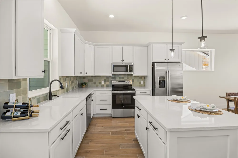 802 S Creek Street #103 Fredericksburg, TX 78624