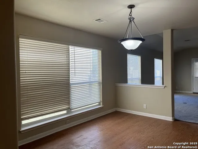 112 HAPPY TRL Cibolo, TX 78108