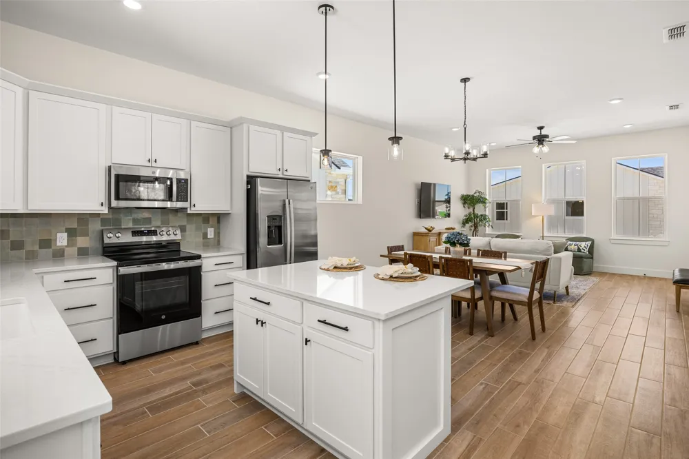 802 S Creek Street #101 Fredericksburg, TX 78624