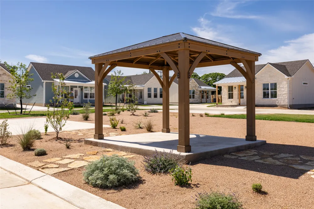 802 S Creek Street #101 Fredericksburg, TX 78624