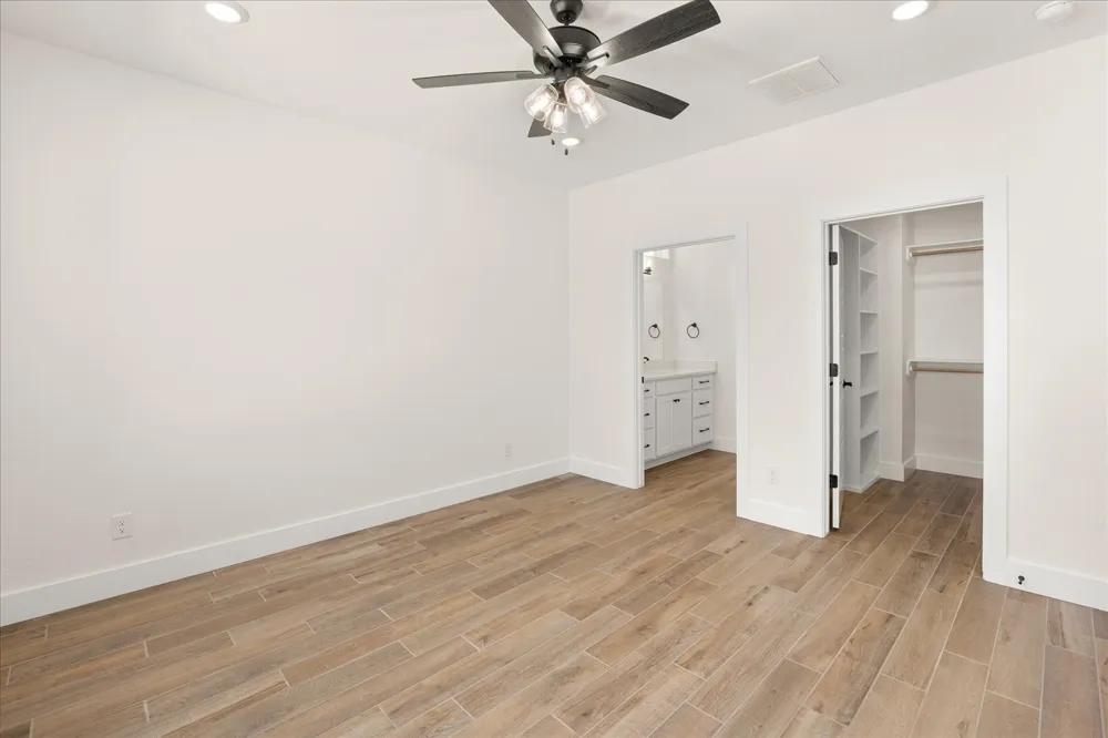 802 S Creek Street #101 Fredericksburg, TX 78624