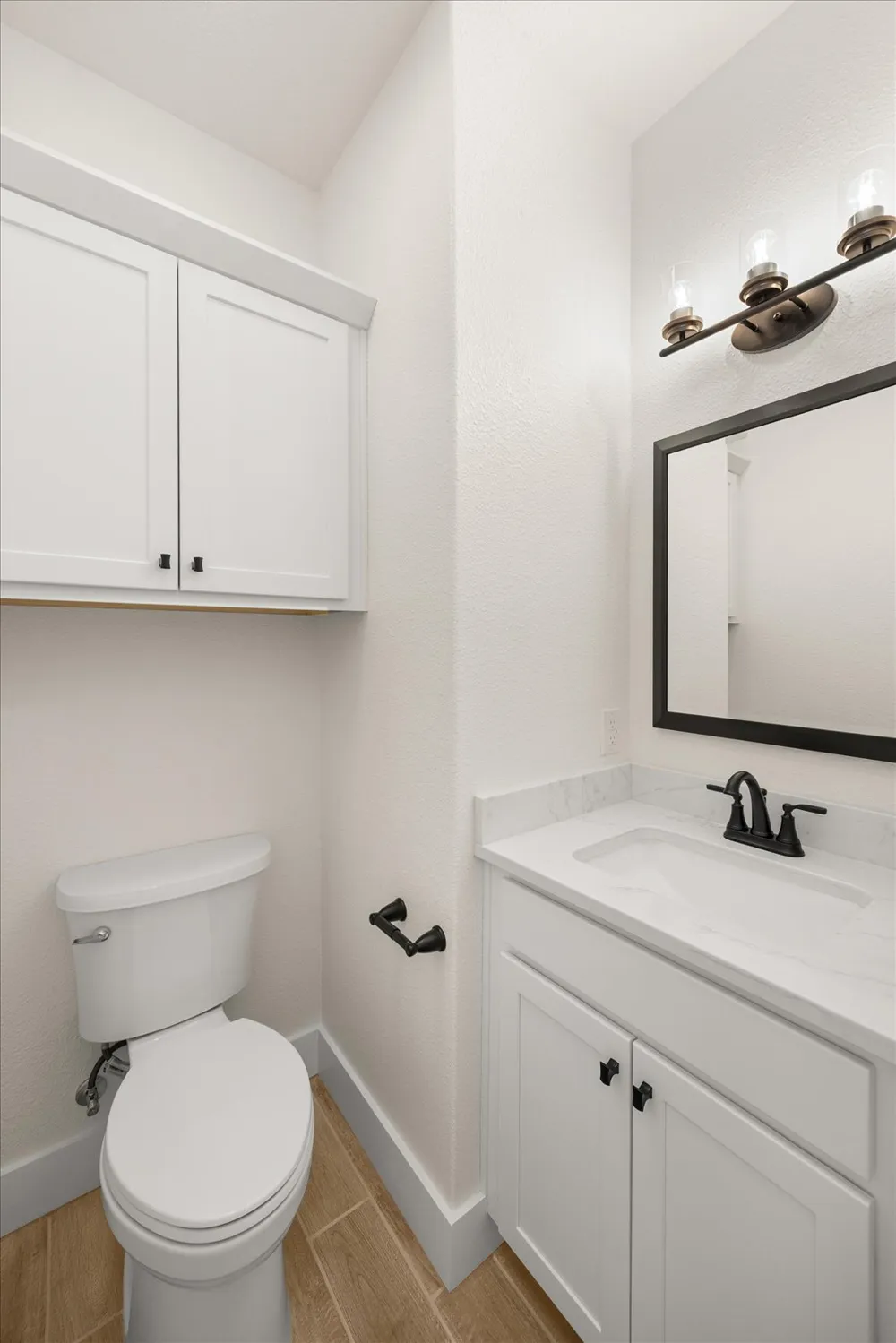 802 S Creek Street #101 Fredericksburg, TX 78624