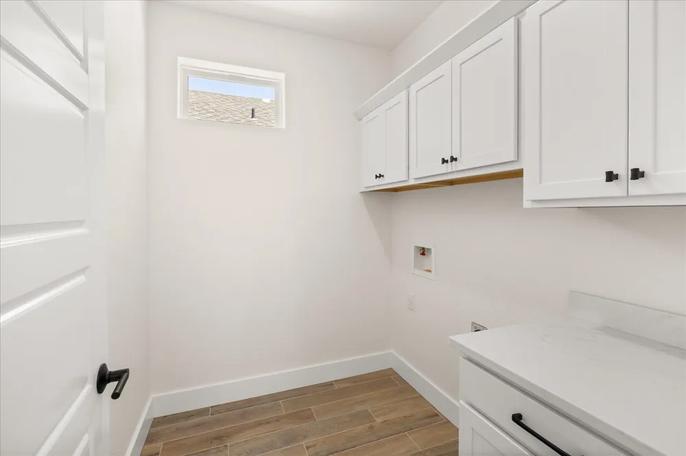 802 S Creek Street #101 Fredericksburg, TX 78624