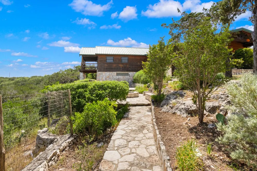 170 Overland Trail W Hunt, TX 78024