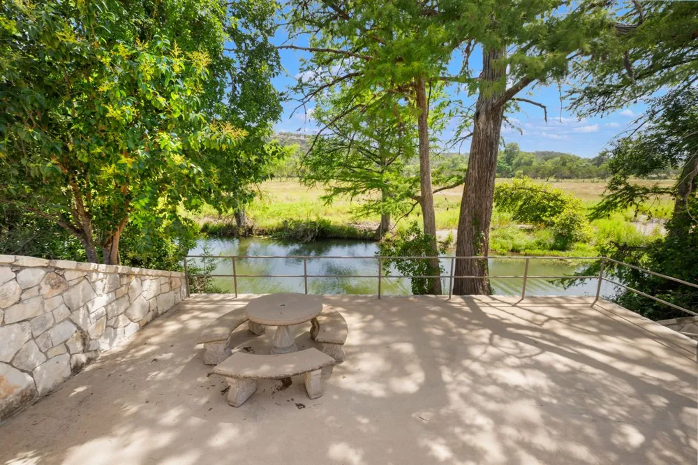 170 Overland Trail W Hunt, TX 78024