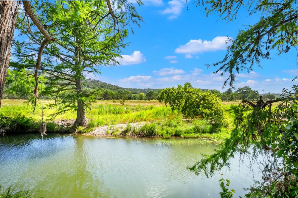 170 Overland Trail W Hunt, TX 78024