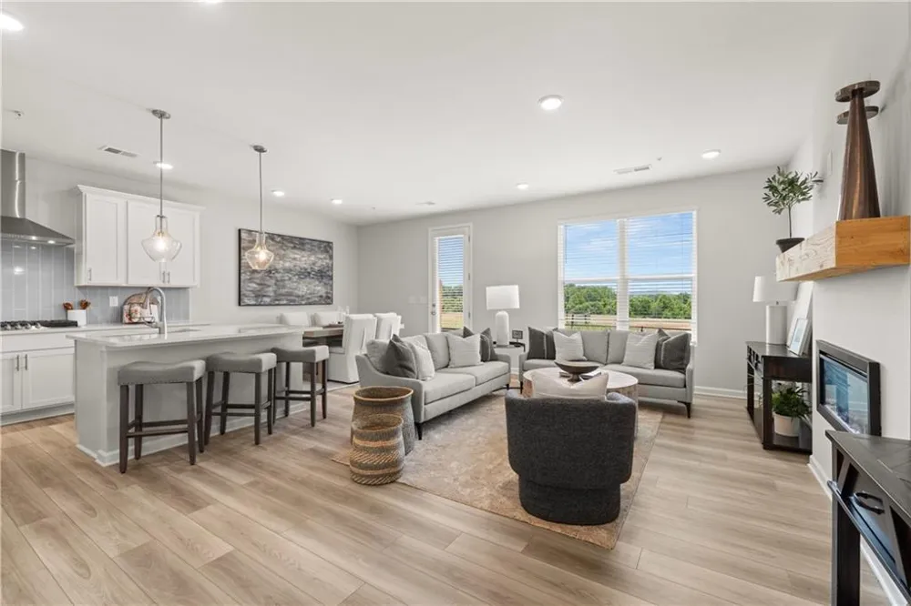 6220 Molo Lane #658 Cumming, GA 30041
