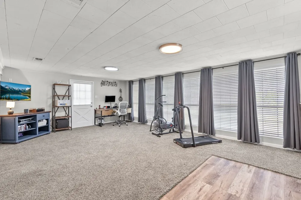 3007 Tanglewood Drive Commerce, TX 75428